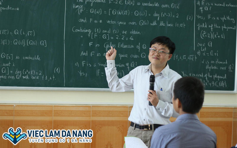 Sư phạm là một trong những nhóm ngành triển vọng được xét tuyển từ khối D1, thu hút nhiều ứng viên nhất hiện nay